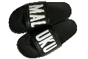 badslippers-met-vaste-band-met-logo.webp